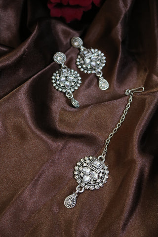 Silver-toned Kundan Choker Necklace Set