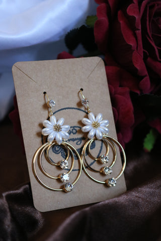 Flower Tiered Dangle Earrings – Elegant Floral Statement Jewelry