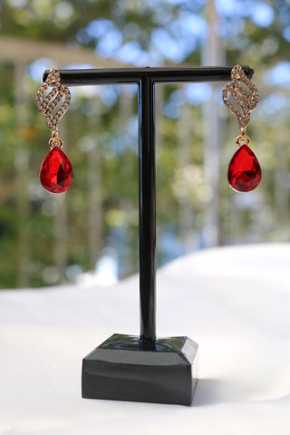 Gold-Plated Studded Earrings – Elegant Everyday Ethnic Jewelry