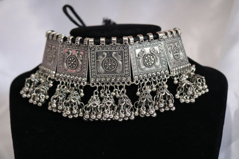 Traditional Oxidized Silver-toned Choker Necklace